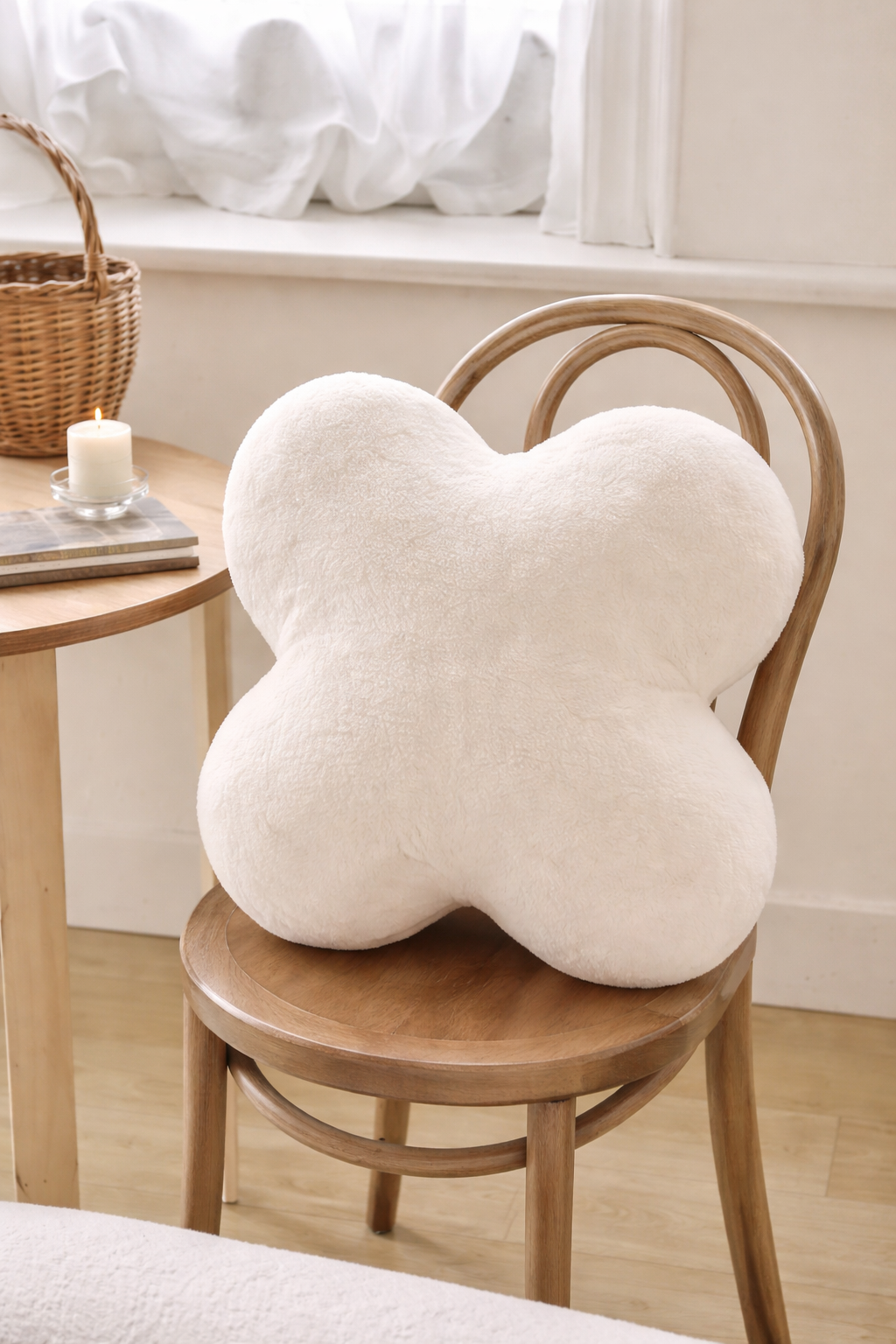 Cloud Form Pude