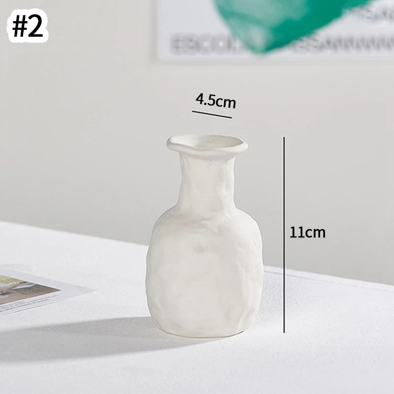 Moderne Keramisk Vase i Hvidt Minimalistisk Design