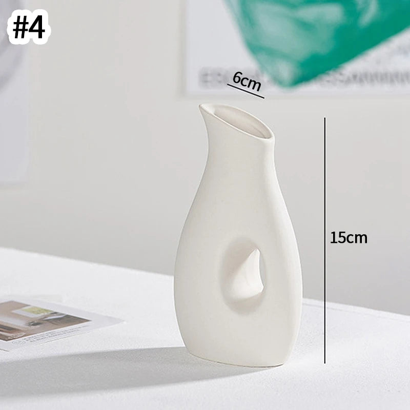 Moderne Keramisk Vase i Hvidt Minimalistisk Design