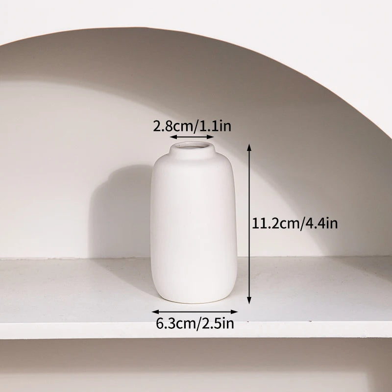 Moderne Keramisk Vase i Hvidt Minimalistisk Design